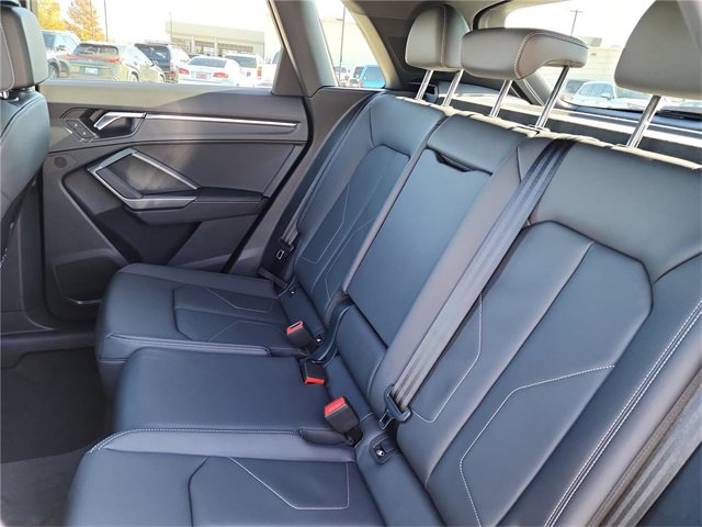 New 2025 Audi Q3 2.0T Premium image 27