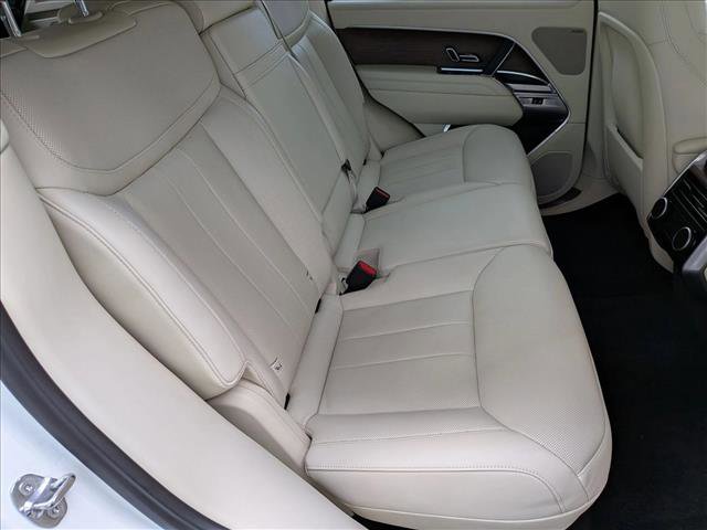 Certified 2023 Land Rover Range Rover SE image 21