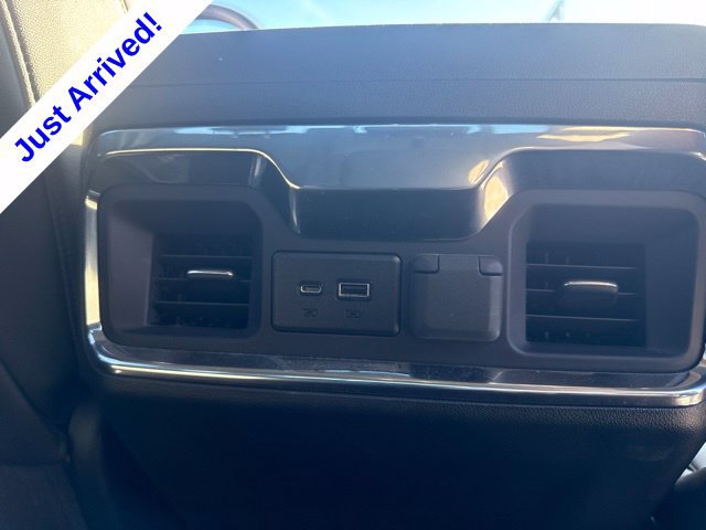 Used 2022 Chevrolet Silverado 1500 LTZ AWD/4WD image 23