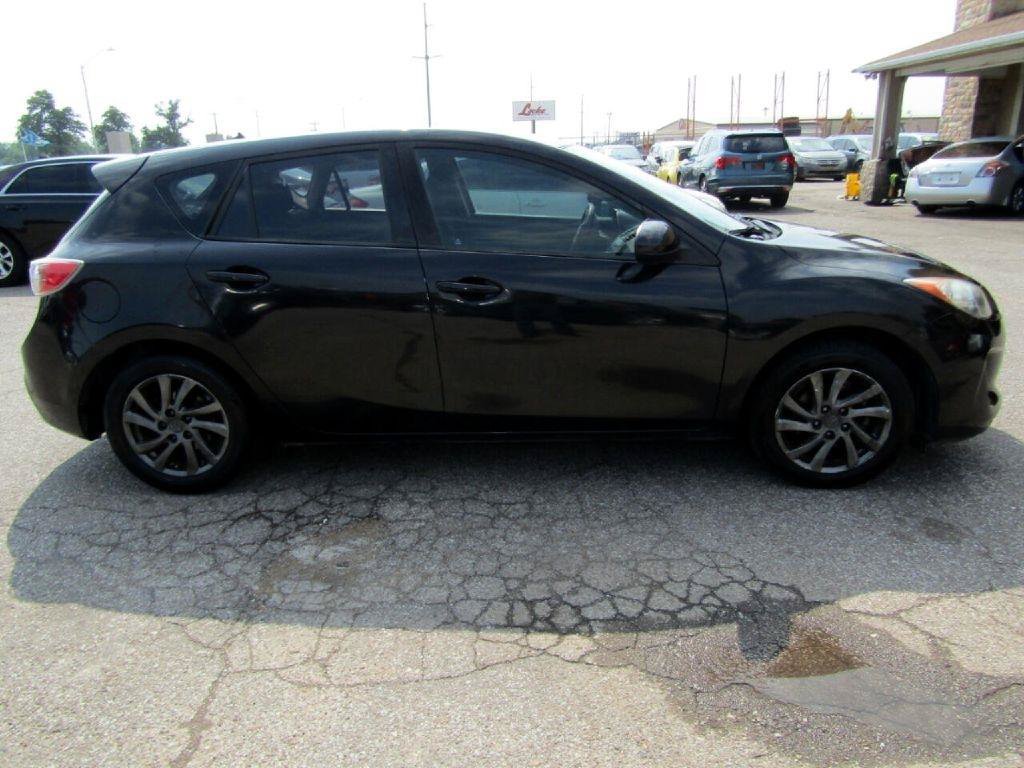 Used 2012 MAZDA MAZDA3 i Touring FWD image 14