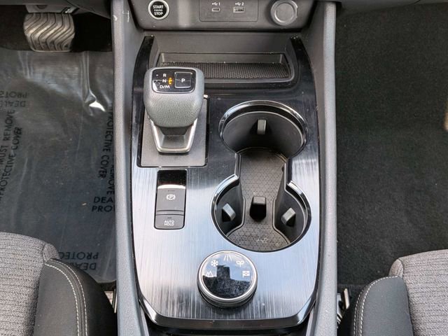 Used 2022 Nissan Rogue SV image 18