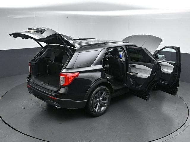 Certified 2024 Ford Explorer XLT w/ Equipment Group 202A AWD/4WD image 61