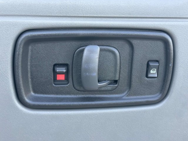 Used 2020 Chevrolet Express 3500 LT w/ LT Preferred Equipment Group RWD image 14