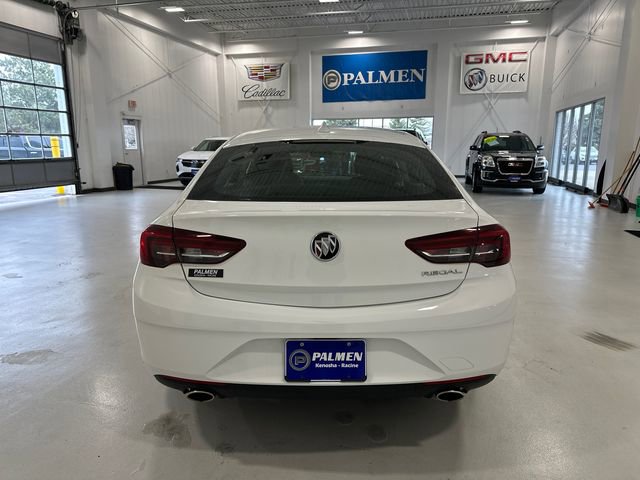 Used 2019 Buick Regal Preferred image 9
