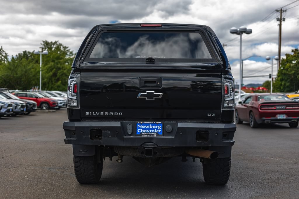 Used 2017 Chevrolet Silverado 3500 LTZ w/ Midnight Edition AWD/4WD image 10