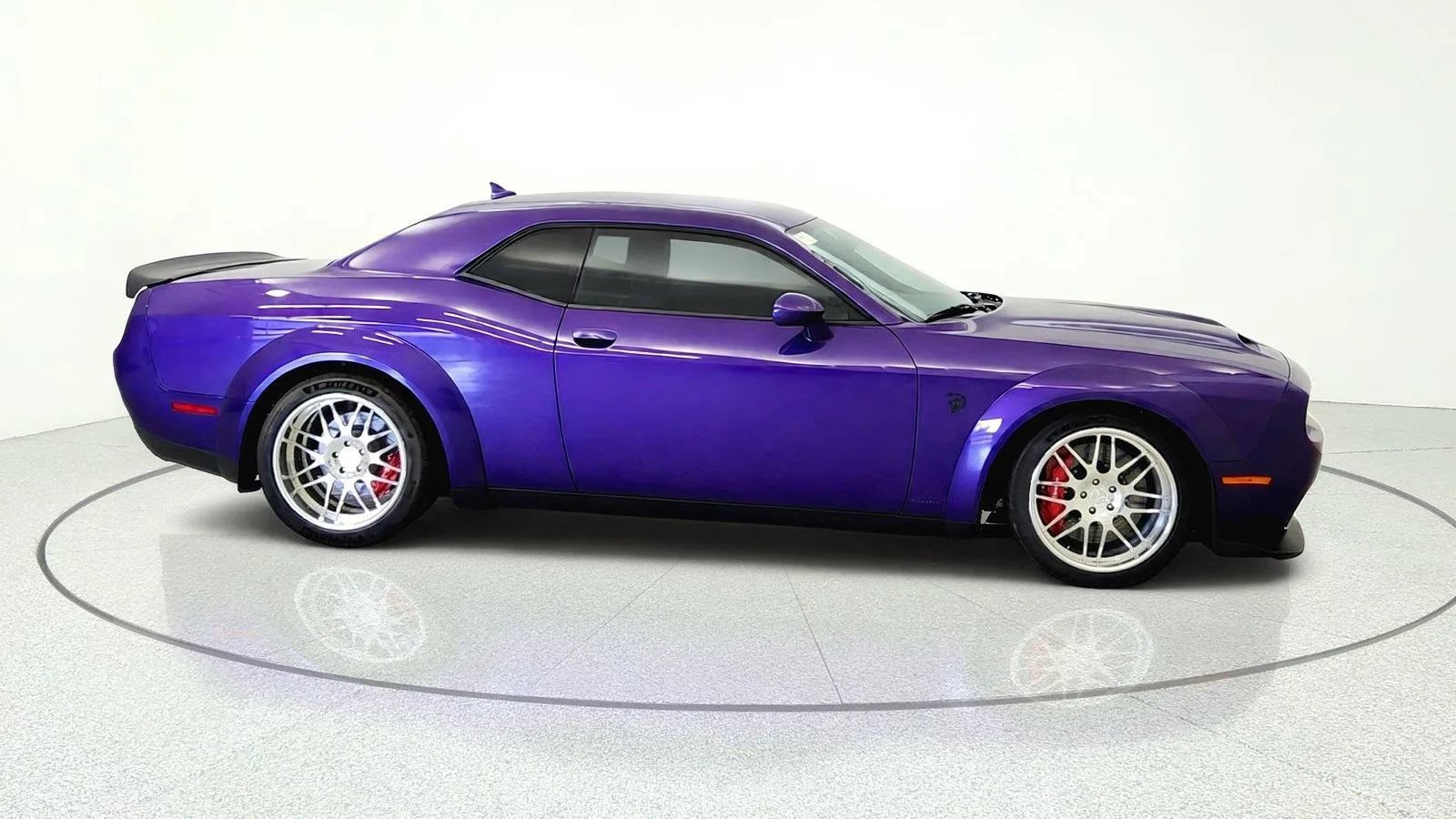 Used 2019 Dodge Challenger SRT Hellcat Redeye RWD image 10
