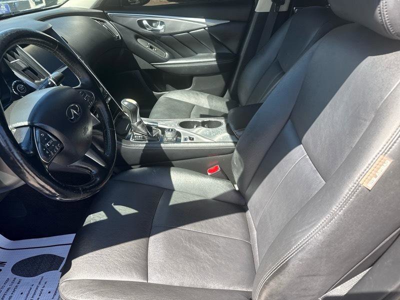Used 2015 INFINITI Q50 2.0t w/ Moonroof Package AWD/4WD image 8