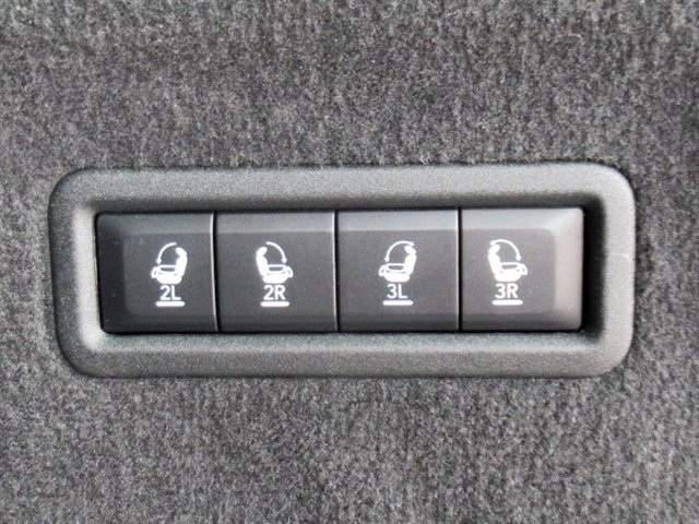 Used 2024 Jeep Grand Wagoneer L Series III AWD/4WD image 12