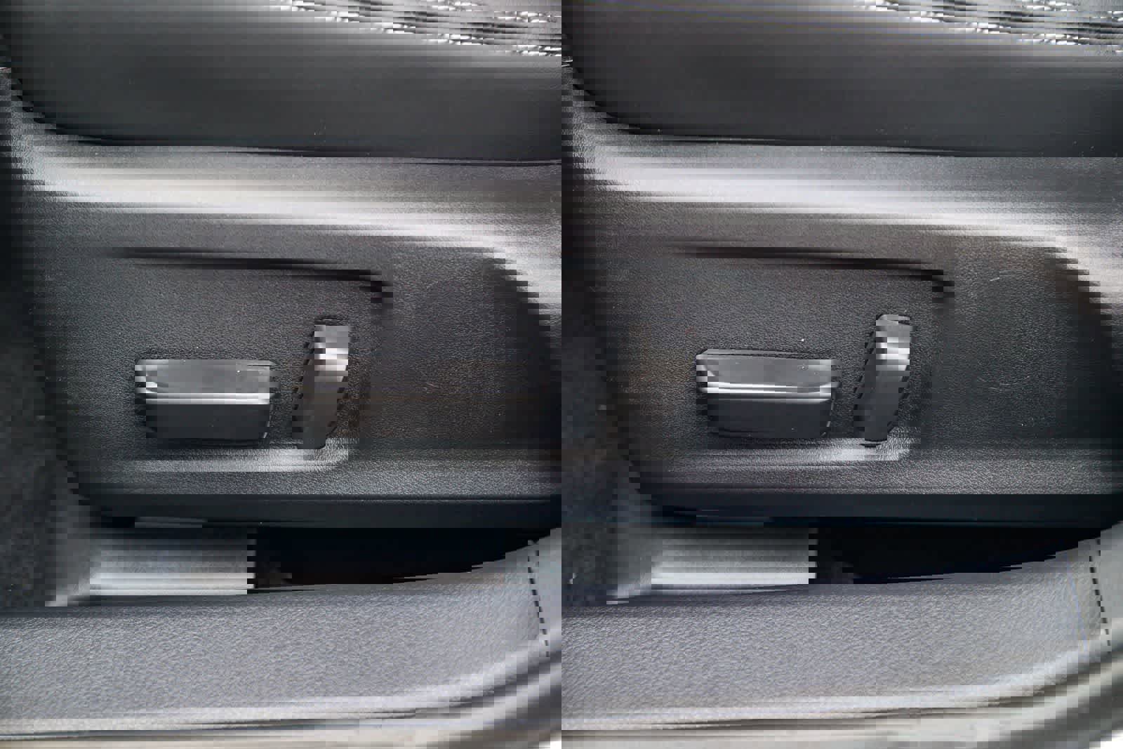 Used 2026 Lexus IS 350 F Sport w/ Accessory Package Z1 RWD image 22