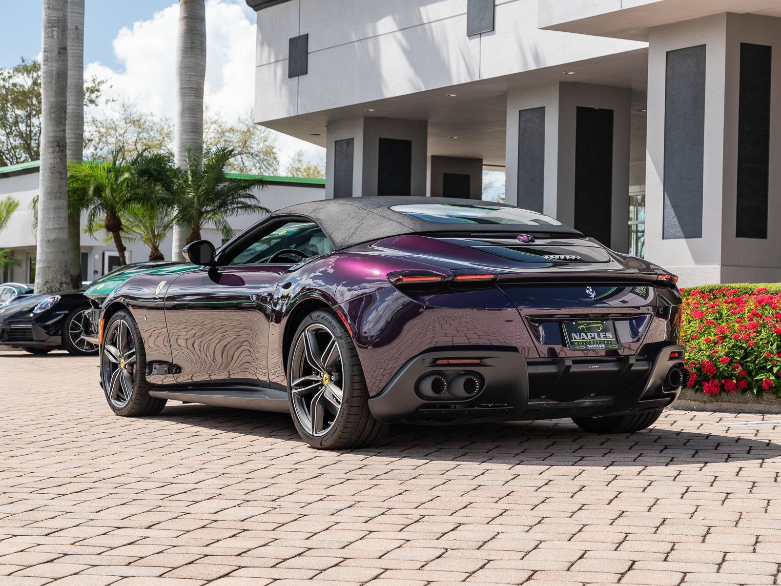 Used 2025 Ferrari Roma Spider RWD image 27