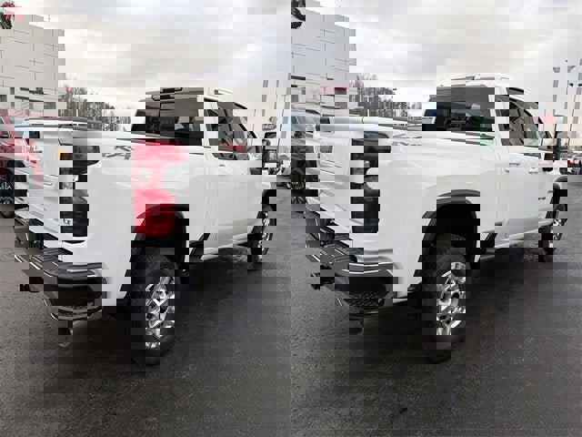 New 2026 Chevrolet Silverado 2500 LT image 4