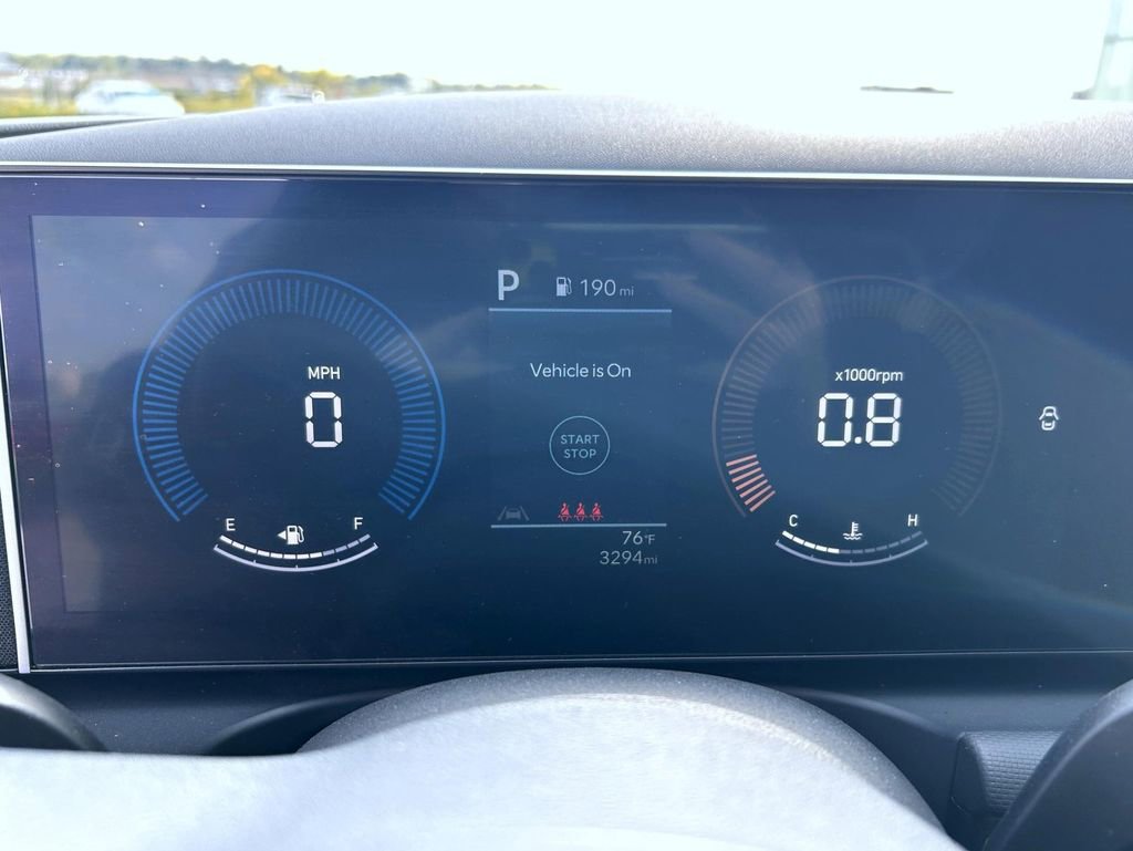 Used 2025 Hyundai Santa Cruz SE AWD/4WD image 16