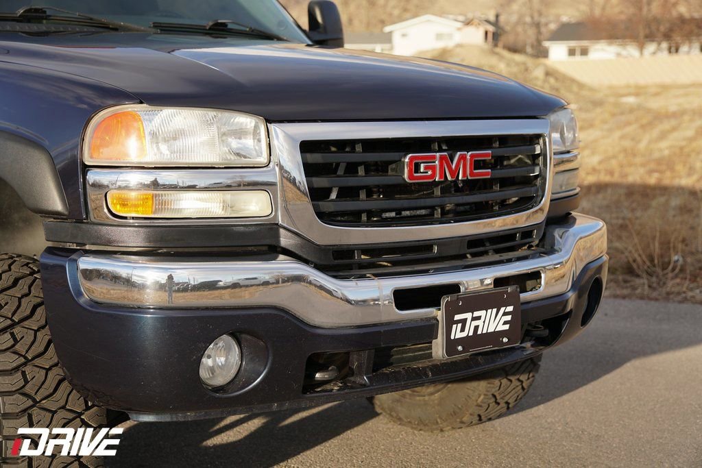 Used 2007 GMC Sierra 3500 SLT w/ Skid Plate Package image 3