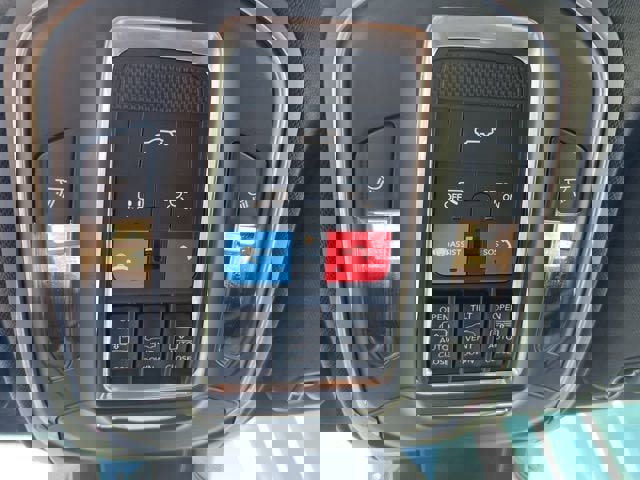 New 2025 Jeep Wagoneer S Limited w/ Comfort Package image 9