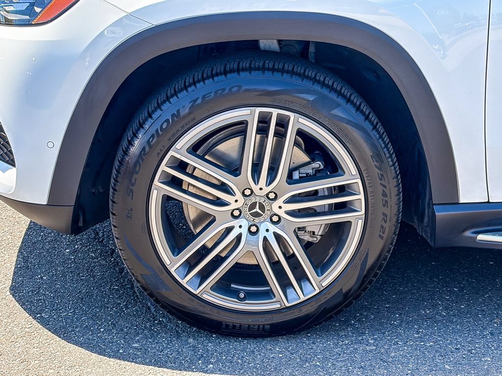 Used 2023 Mercedes-Benz GLS 450 4MATIC image 14