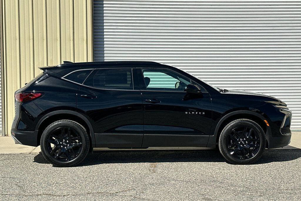 New 2026 Chevrolet Blazer LT w/ Convenience Package image 8