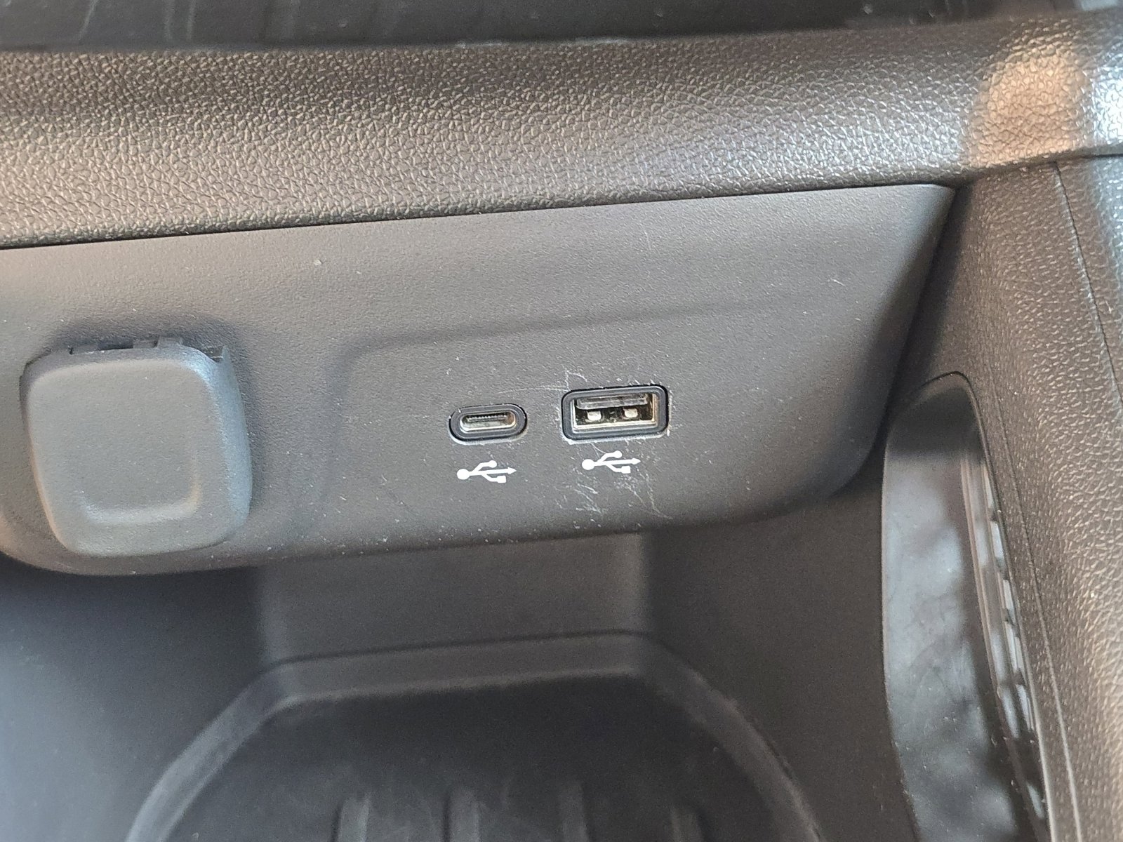 Used 2024 Chevrolet TrailBlazer LT image 11