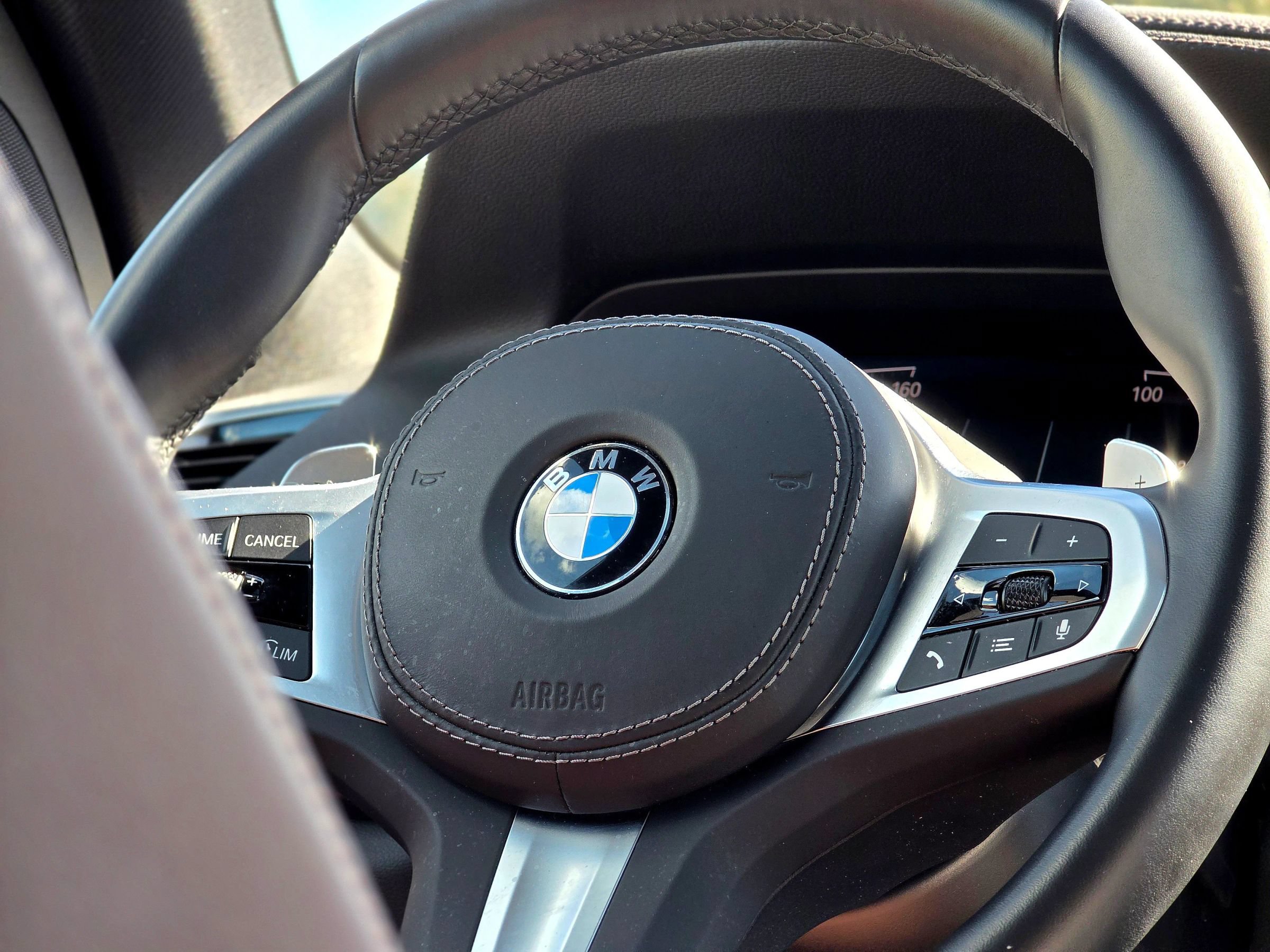 Used 2023 BMW X5 xDrive40i w/ M Sport Package AWD/4WD image 15