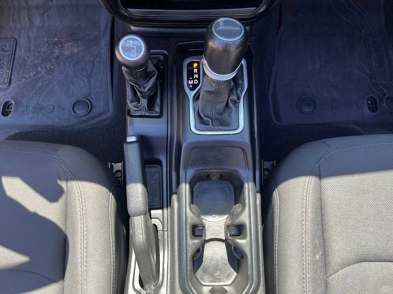 Used 2022 Jeep Gladiator Sport AWD/4WD image 19