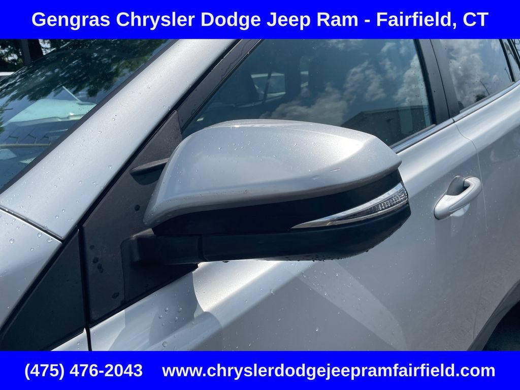 Used 2015 Toyota RAV4 Limited AWD/4WD image 13