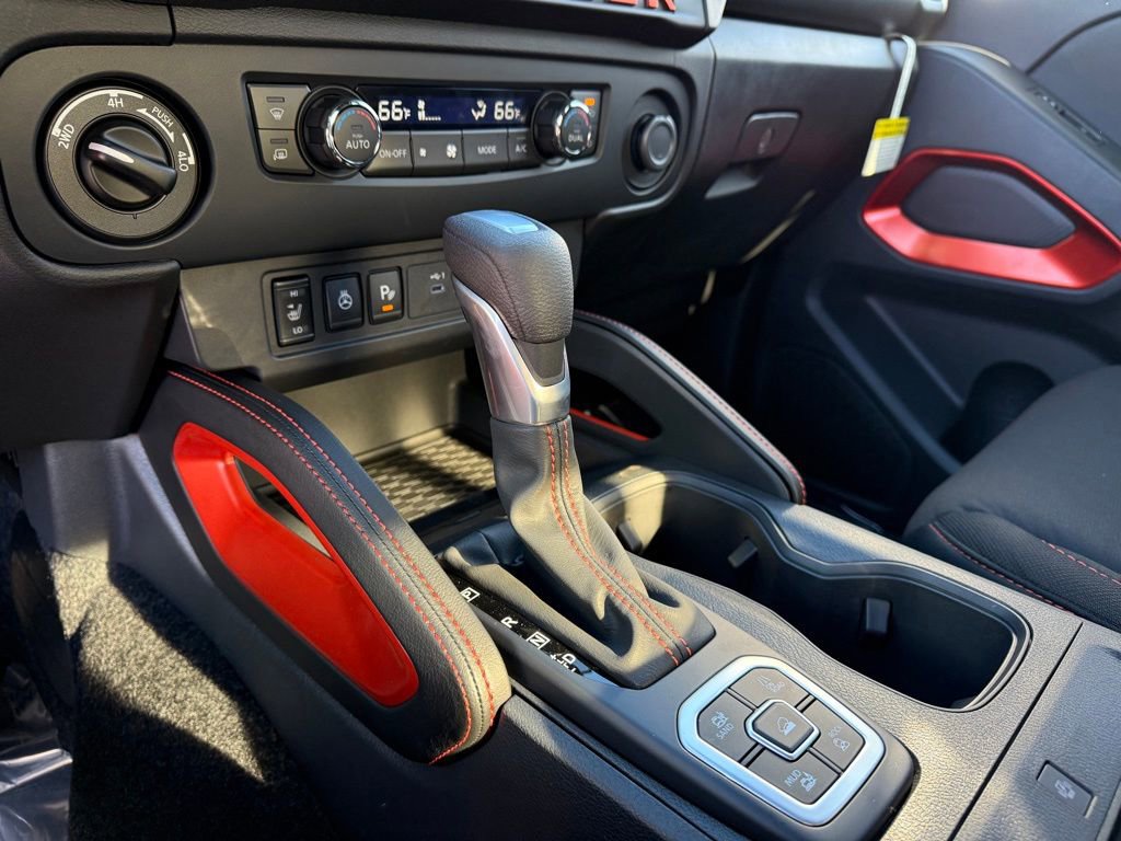 New 2026 Nissan Frontier PRO-4X w/ Pro-4x Convenience Package image 29