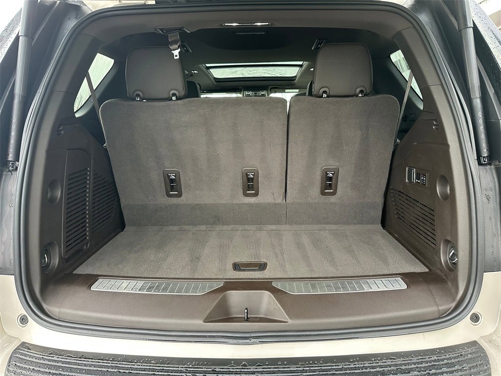 Used 2022 GMC Yukon Denali w/ Max Trailering Package image 14