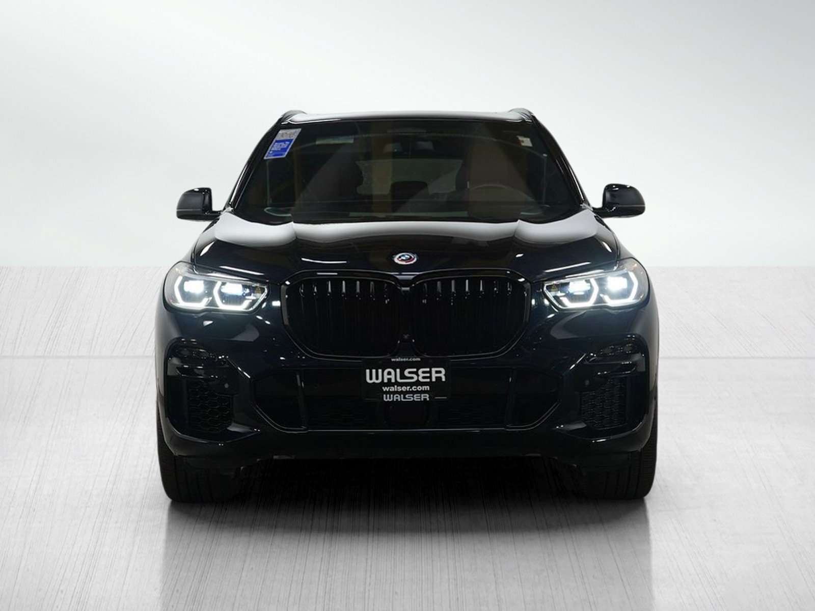 Used 2023 BMW X5 M50i w/ Executive Package image 9