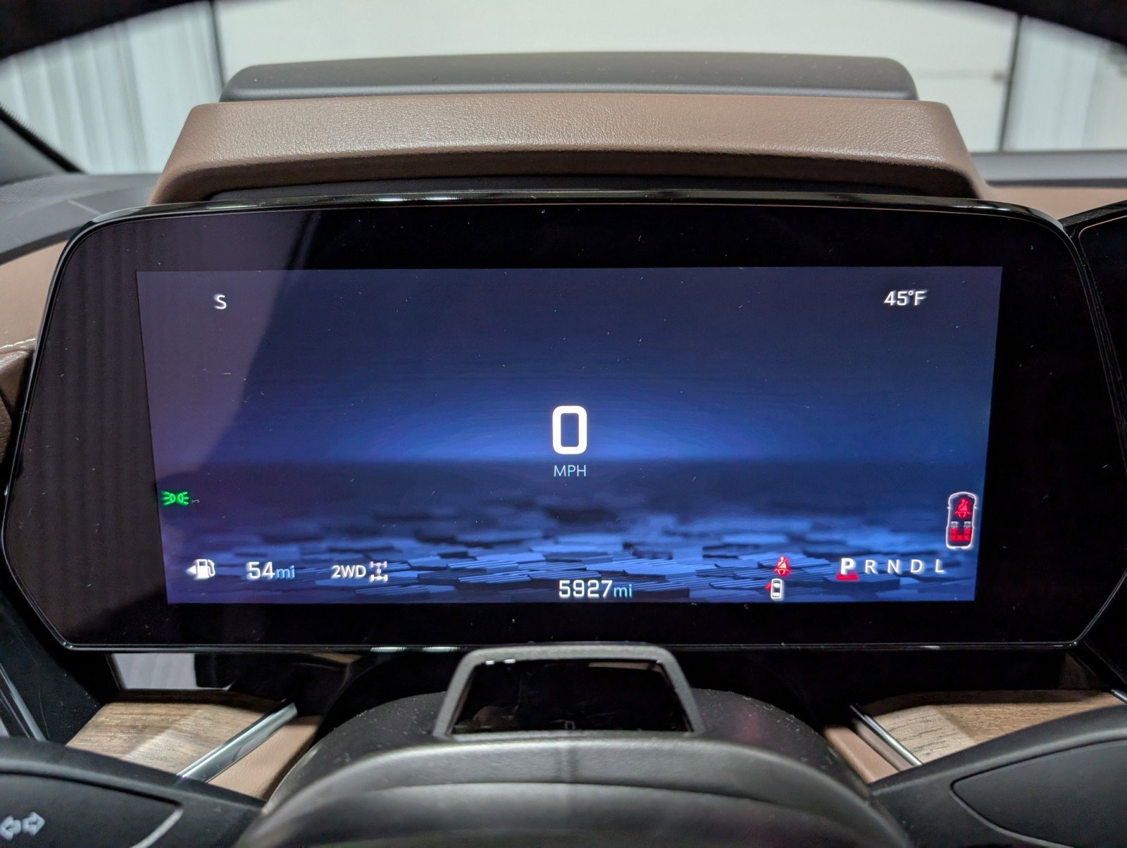 Used 2025 Chevrolet Suburban High Country image 18