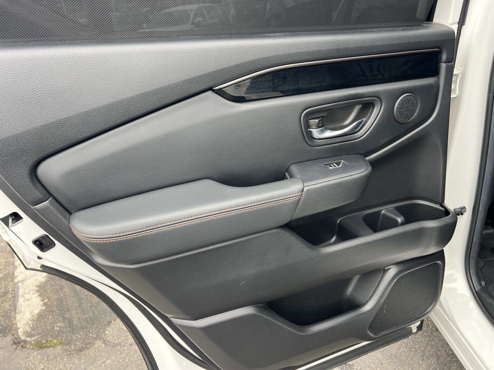 Certified 2025 Honda Pilot TrailSport image 22