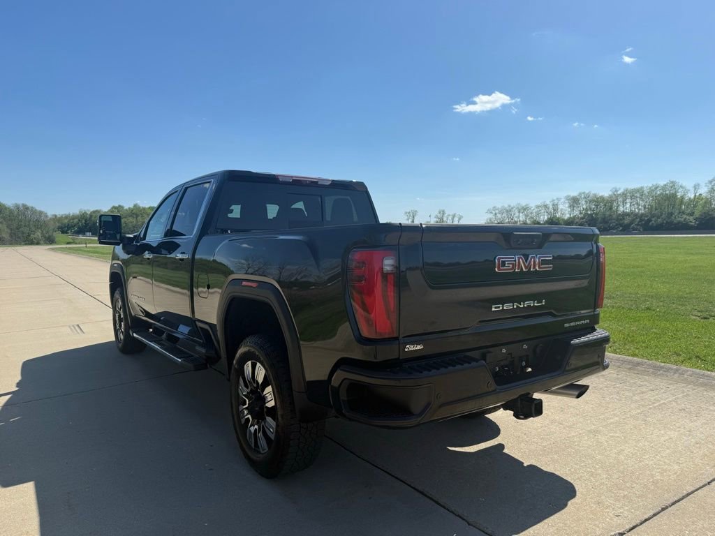Used 2024 GMC Sierra 2500 Denali w/ Denali Reserve Package image 8