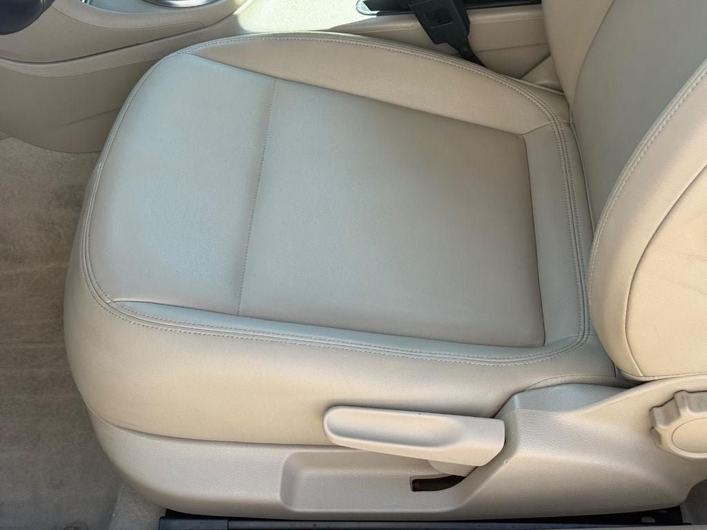 Used 2014 Volkswagen Beetle 1.8T FWD image 22