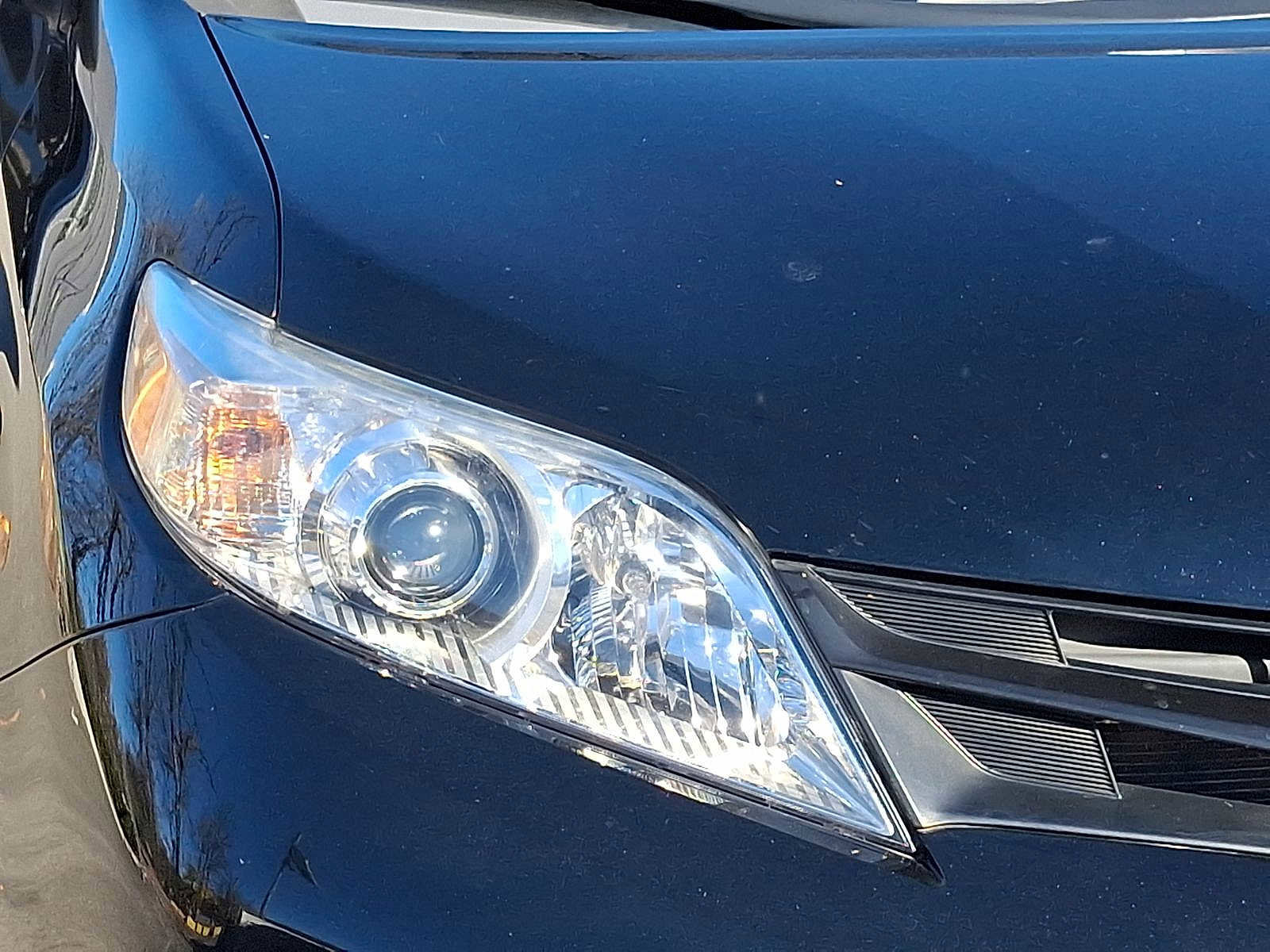 Used 2020 Toyota Sienna L image 28