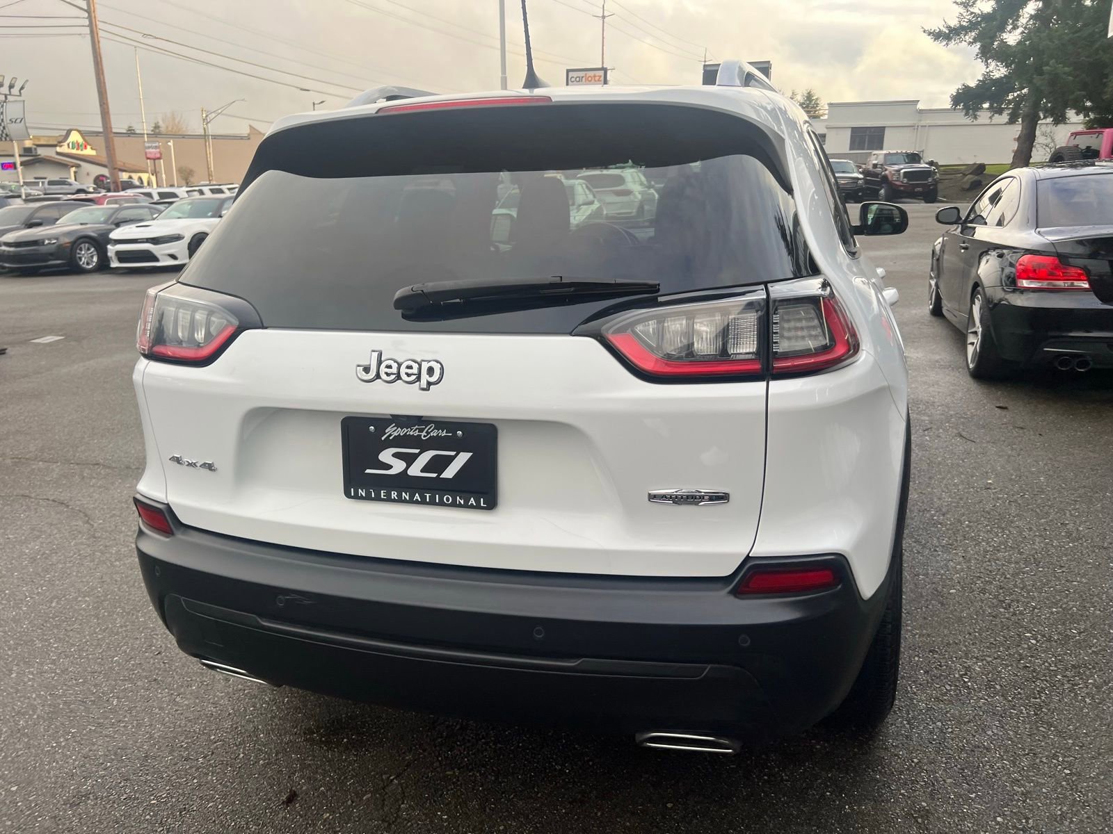 Used 2019 Jeep Cherokee Latitude Plus image 6