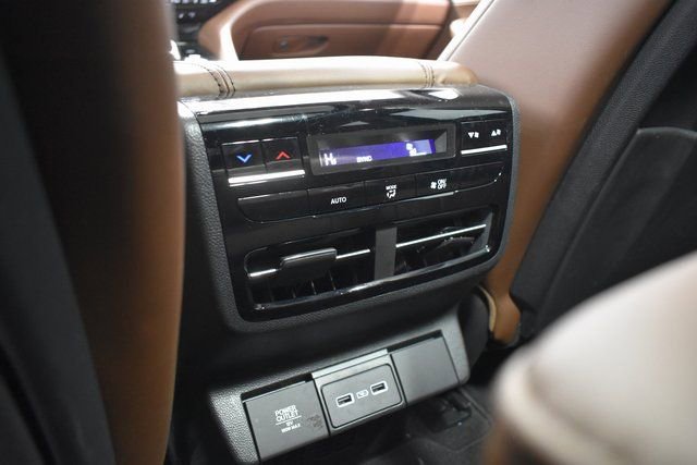Used 2023 Acura MDX SH-AWD w/ Technology Package image 35