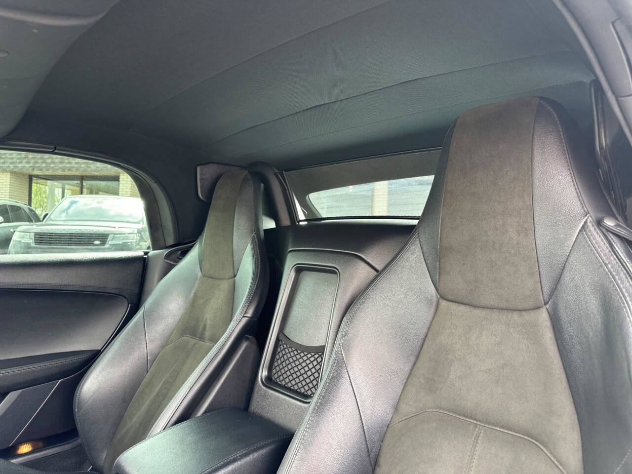 Used 2019 Jaguar F-TYPE Convertible RWD image 16