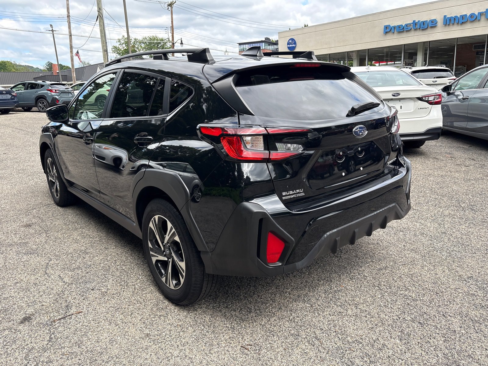 Used 2024 Subaru Crosstrek 2.0i Premium AWD/4WD image 5