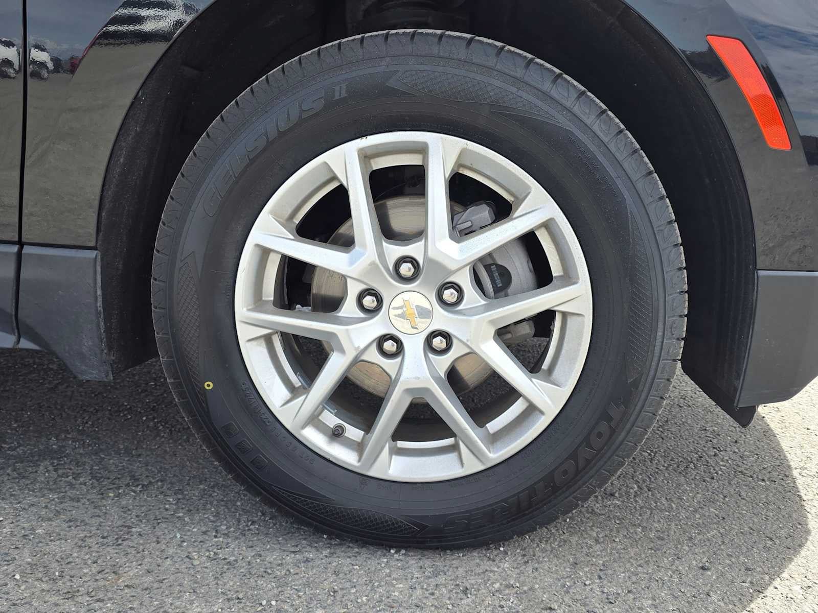 Used 2024 Chevrolet Equinox LT AWD/4WD image 9