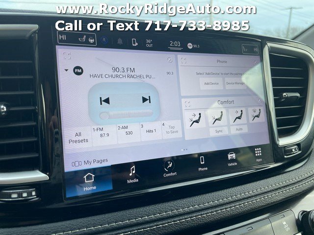 Used 2022 Chrysler Pacifica Touring-L image 27