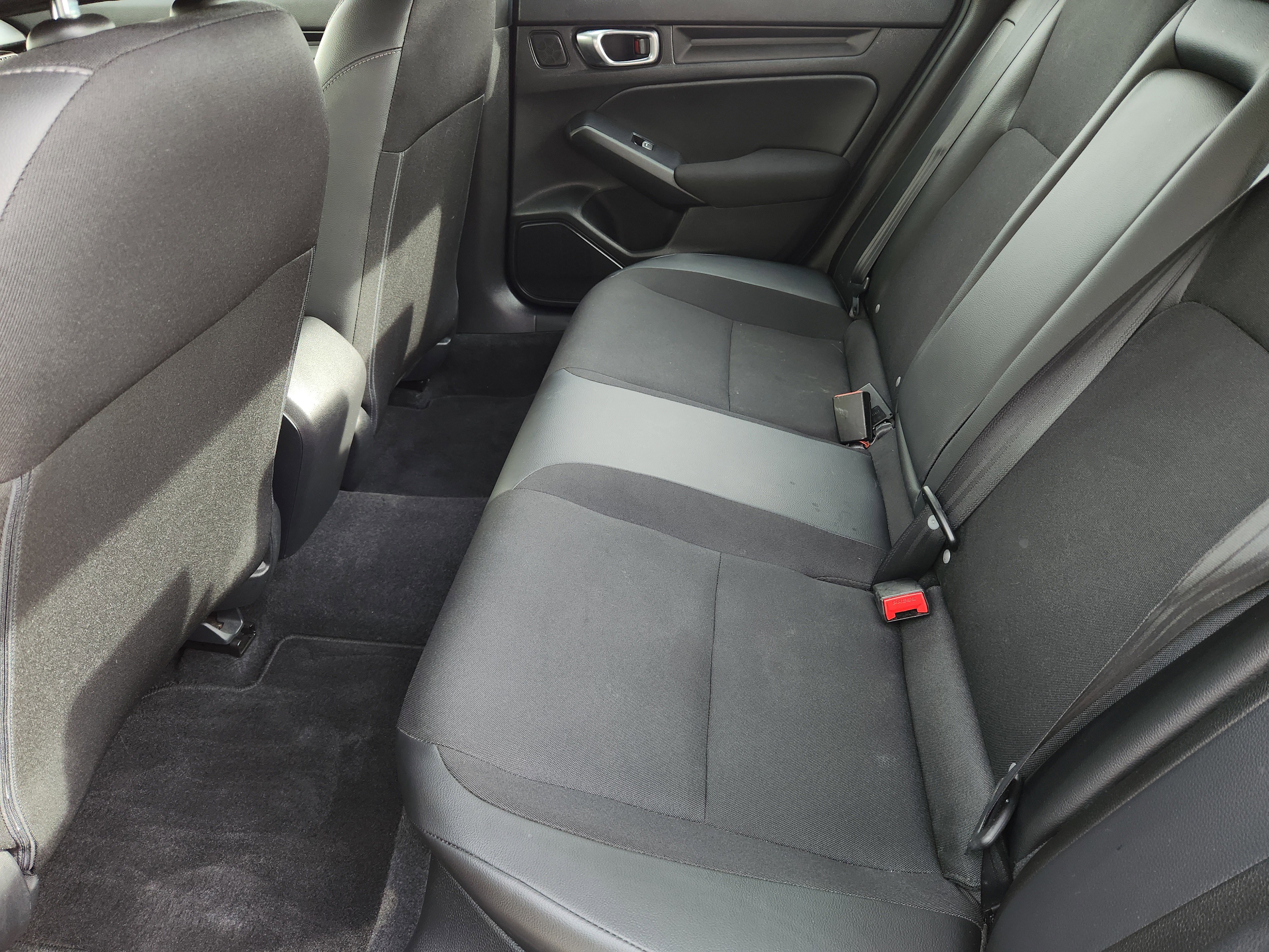 Used 2025 Honda Civic Sport image 31