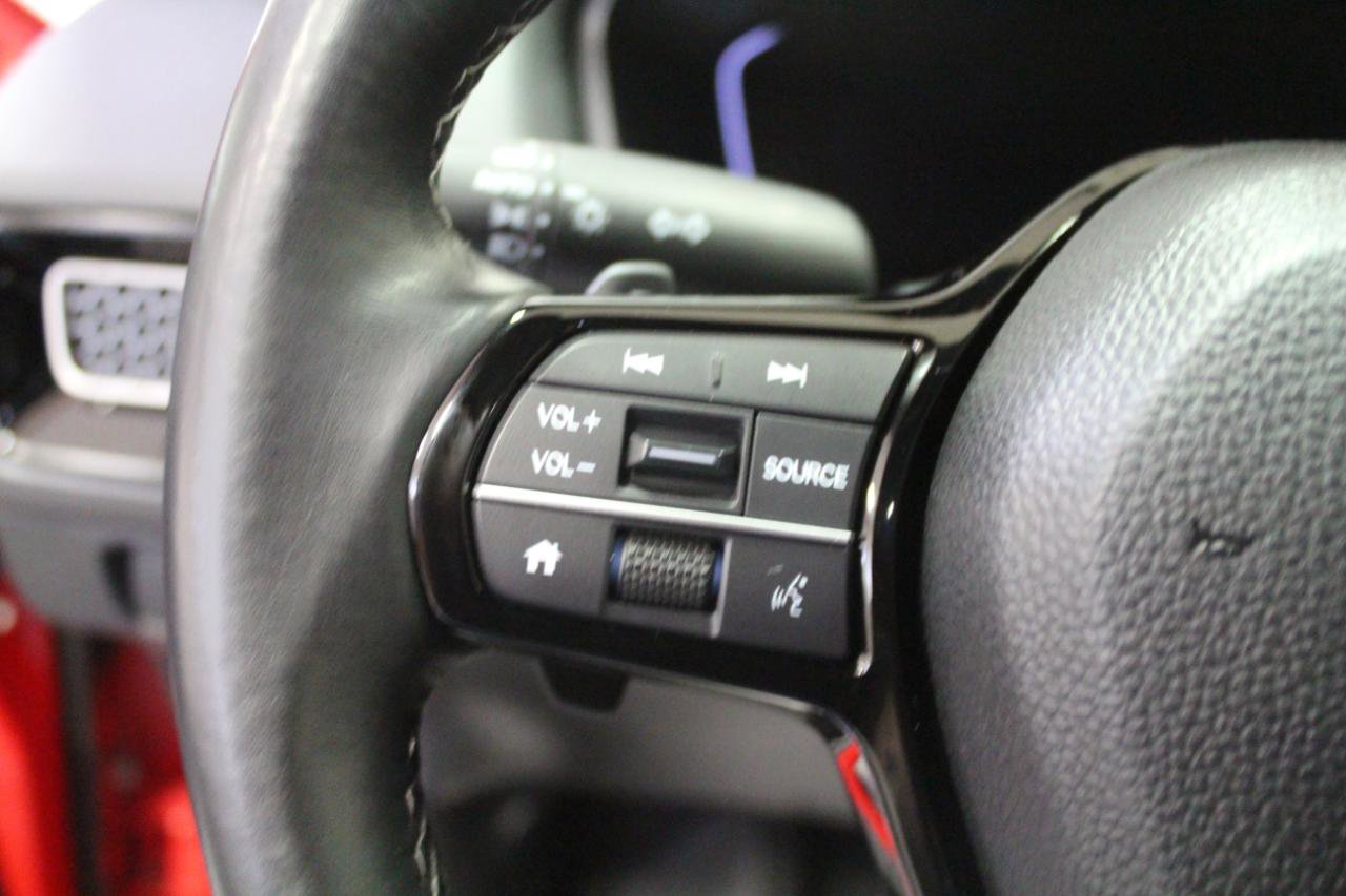 Used 2023 Honda Civic Sport image 9