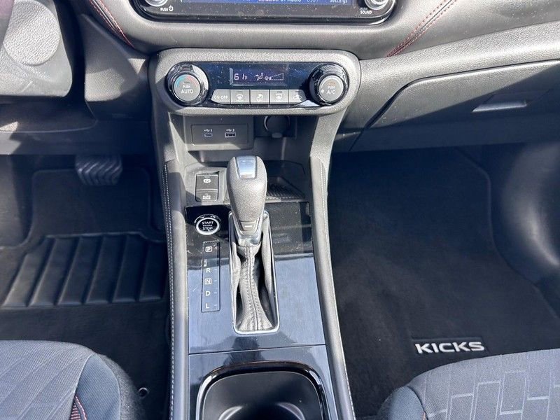 Used 2024 Nissan Kicks SR image 15