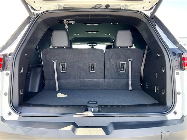 Used 2023 Chevrolet Traverse RS AWD/4WD image 30