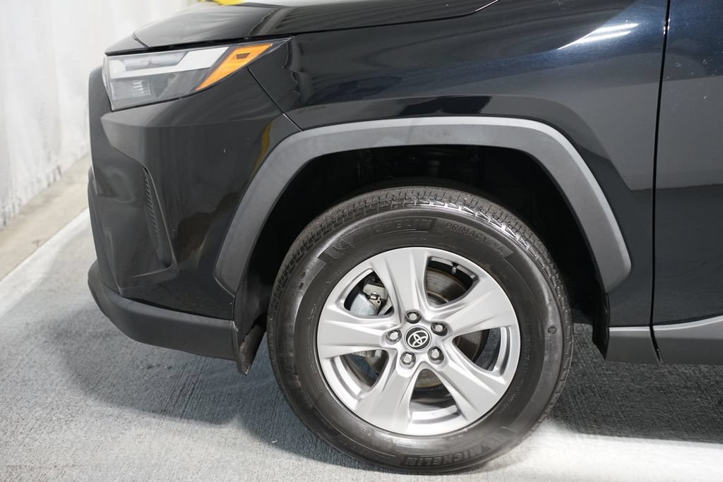 Certified 2023 Toyota RAV4 XLE w/ Convenience Package FWD image 5