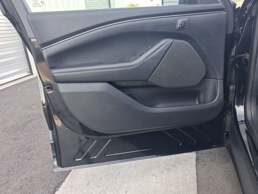 Used 2024 Ford Mustang Mach-E Select w/ Comfort Package Lite image 11