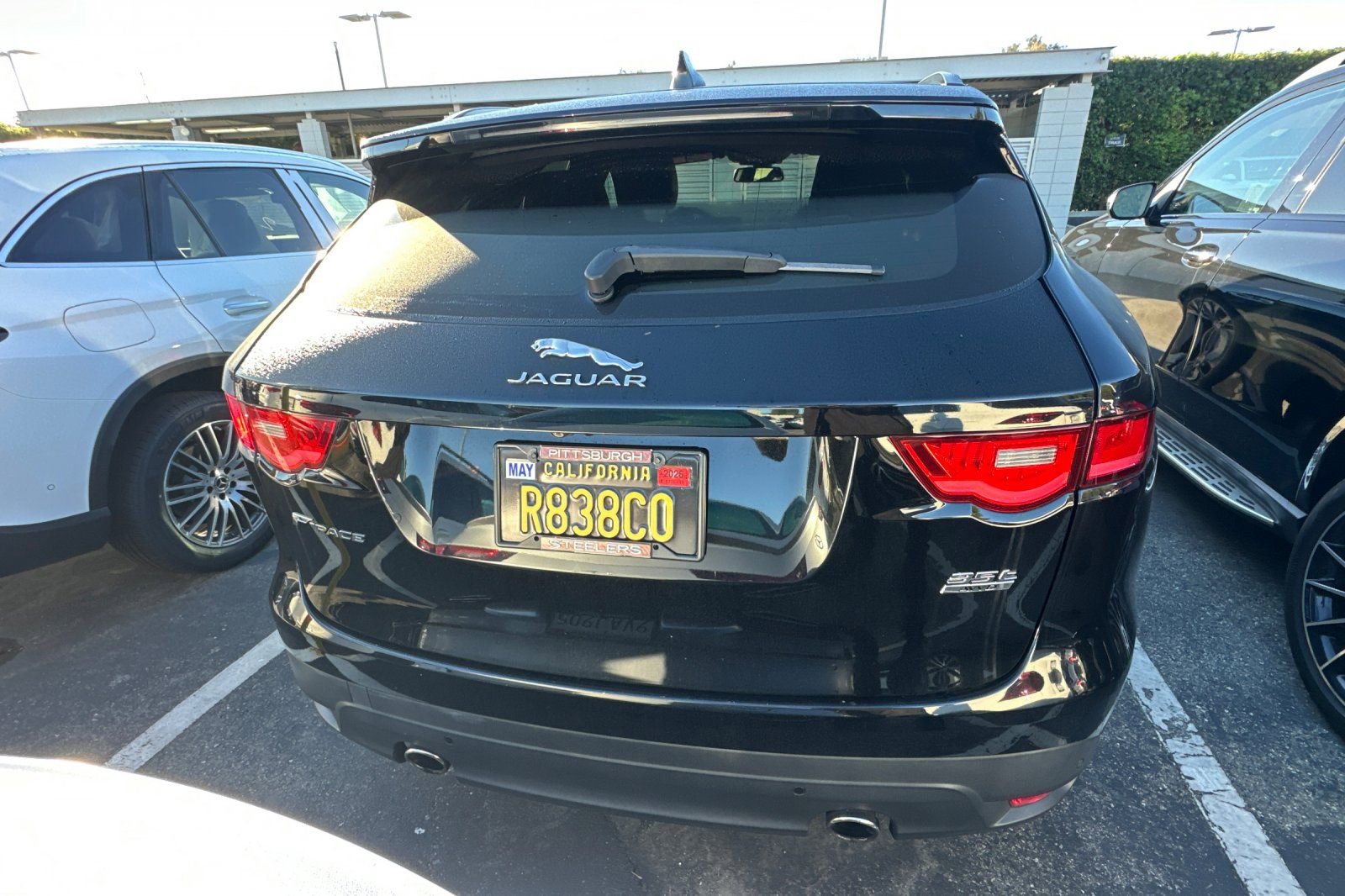 Used 2018 Jaguar F-PACE R-Sport image 6