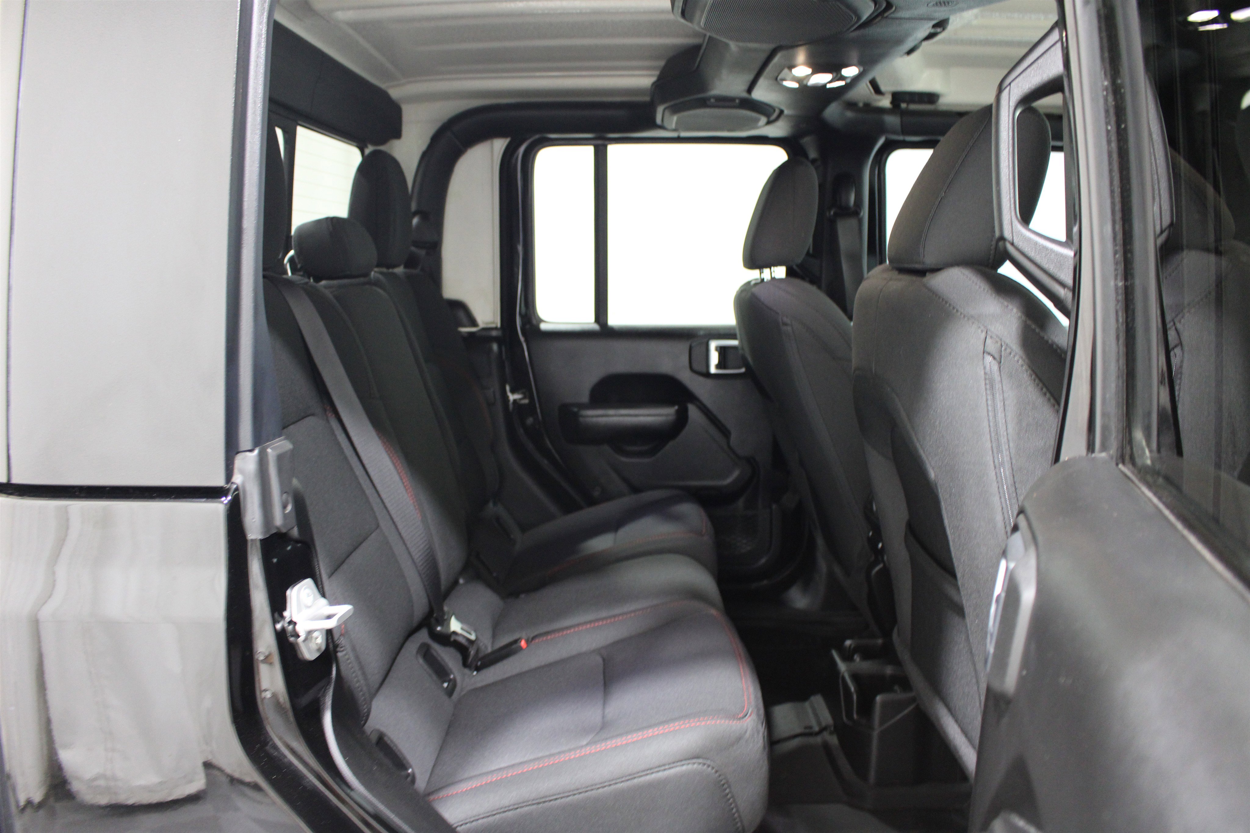 Used 2023 Jeep Gladiator Rubicon w/ LED Lighting Group image 25