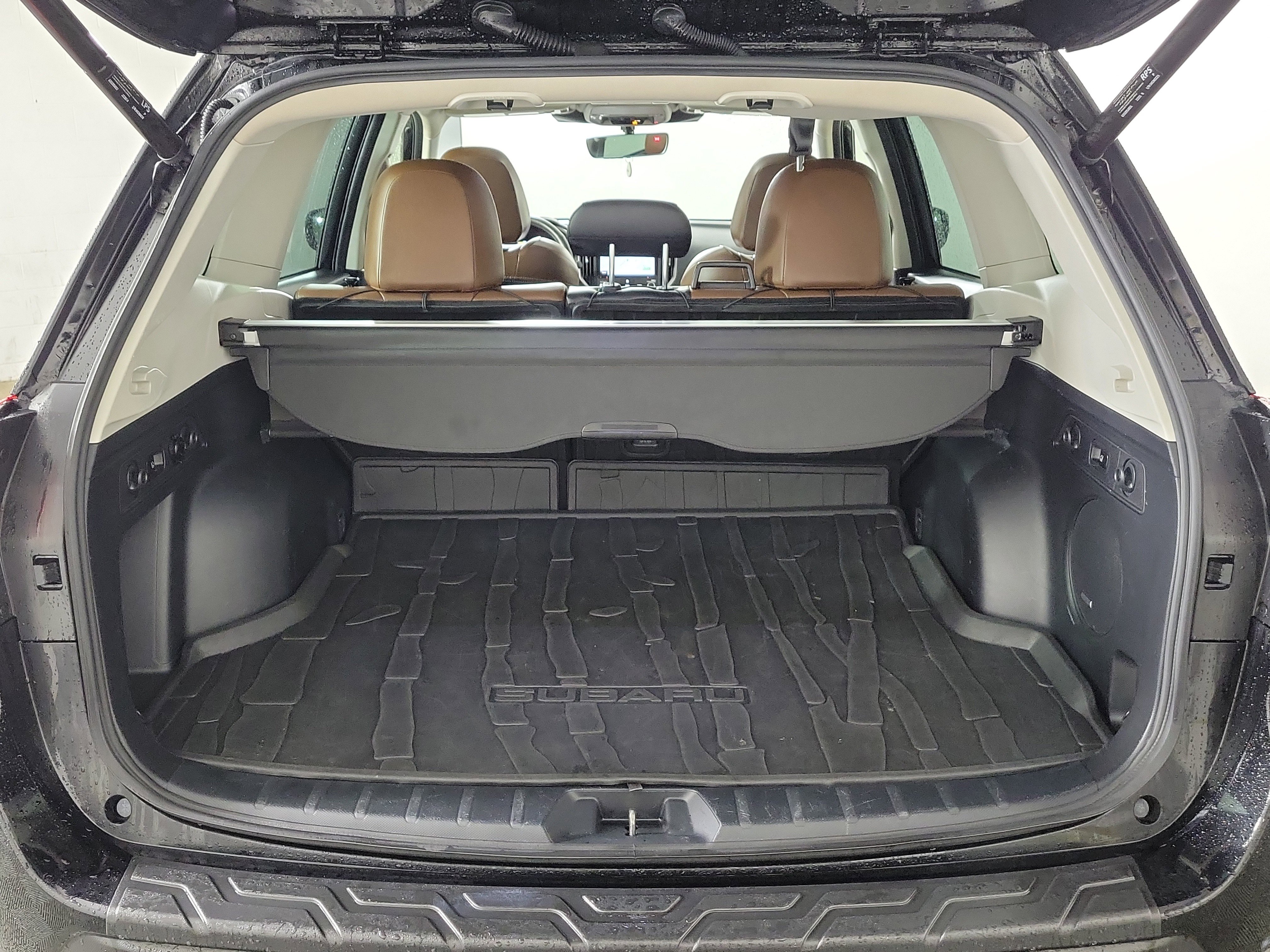 Used 2023 Subaru Forester Touring w/ Popular Package #3 image 25