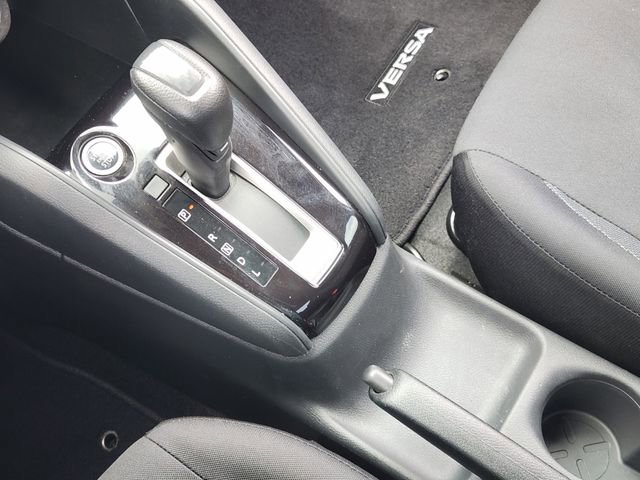 Used 2020 Nissan Versa S FWD image 13