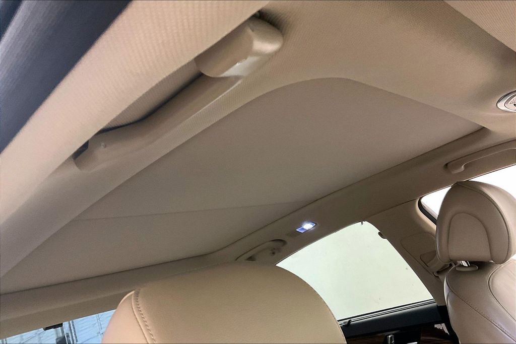 Used 2016 Hyundai Sonata Limited w/ Option Group 02 FWD image 22