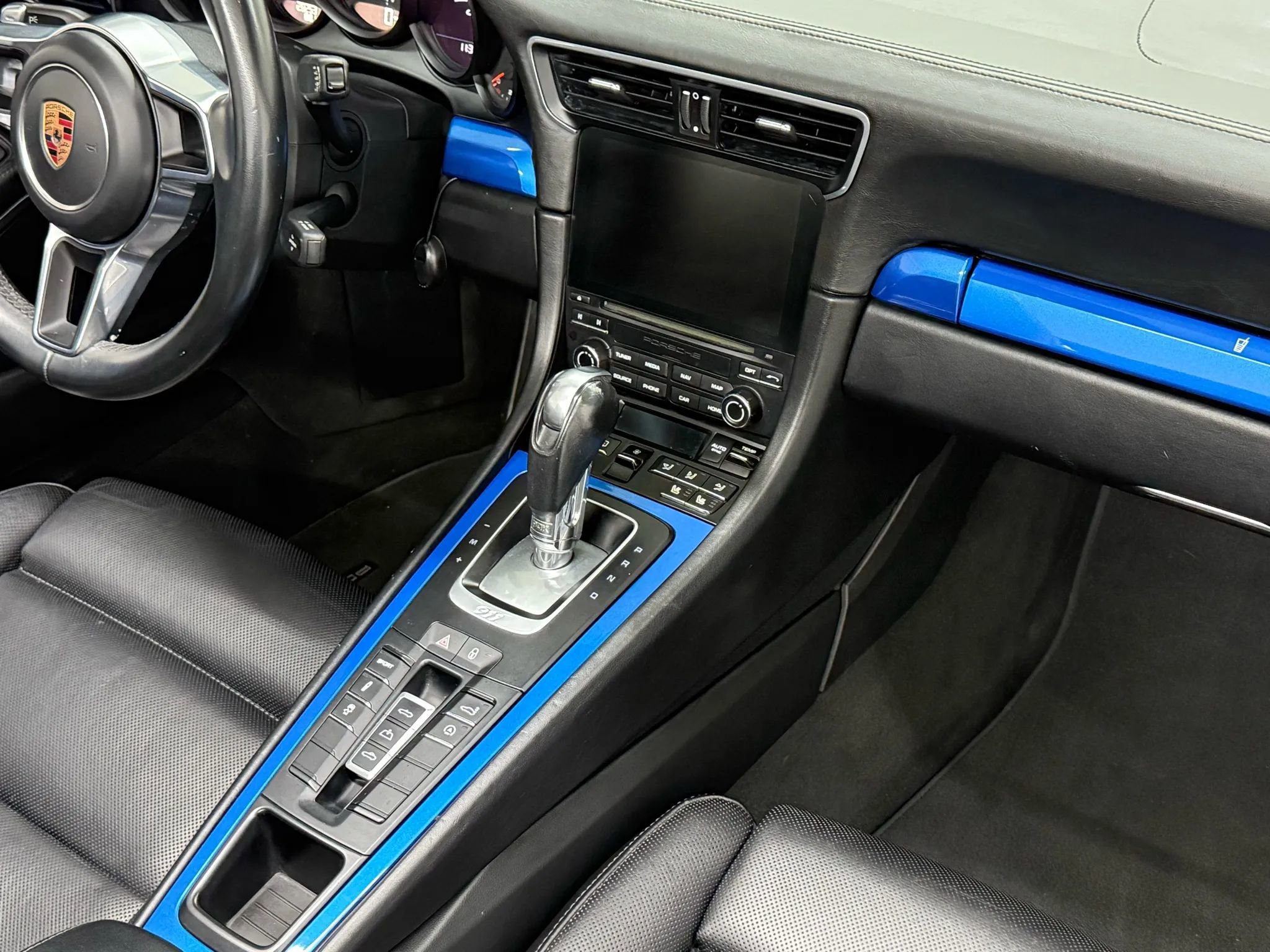 Used 2017 Porsche 911 Carrera image 19